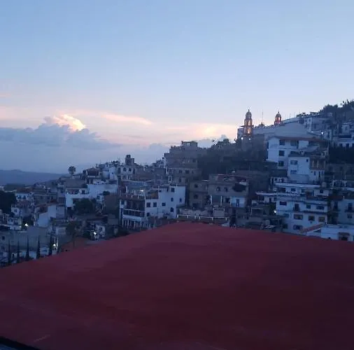 Casa Vista Taxco Aparthotel