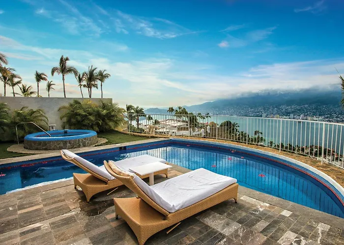 Best Acapulco Hotels For Families With Kids