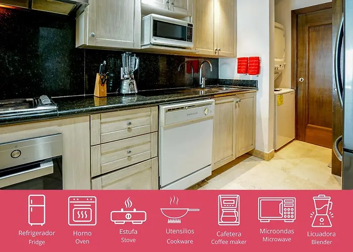 Pet friendly Tikal Punta Diamante Con Playa Privada Apartment Acapulco