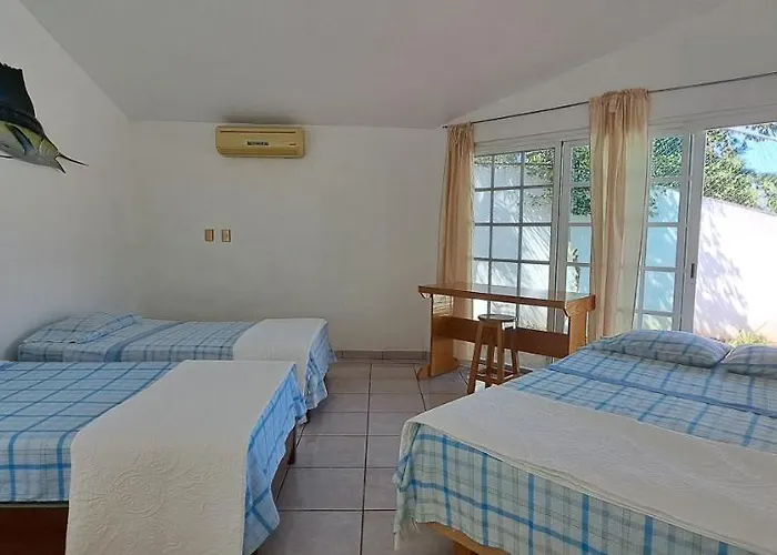 Casa Calandrias Villa Ixtapa 