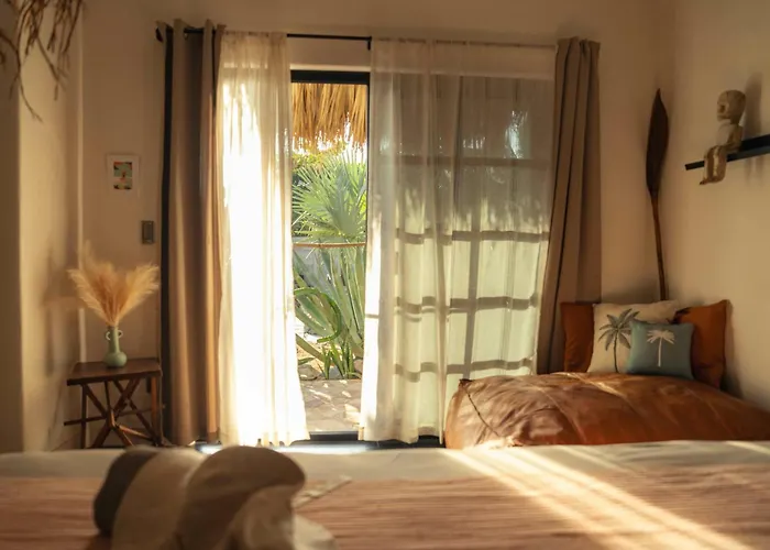 Pet friendly Casa Mexibali, Suite Mexi Troncones