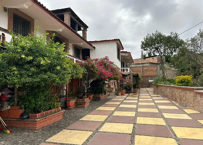 Taxco de Alarcon Dog Friendly Hotels near Teleferico de Taxco