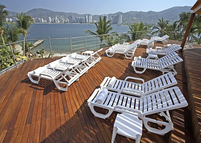 Acapulco Resorts and Hotels with Waterparks