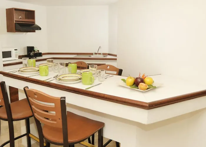 Ixtapa (Guerrero) Hotels for Romantic Getaway