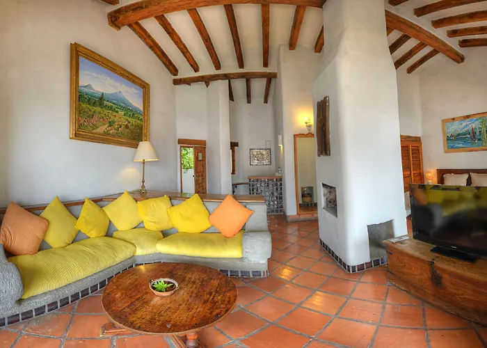 Taxco de Alarcon Cheap Pet friendly Hotels
