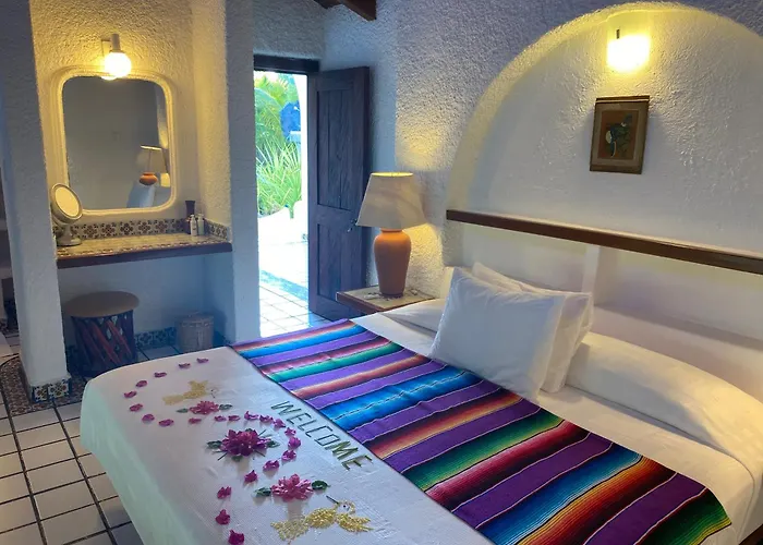 Villa De La Roca Zihuatanejo
